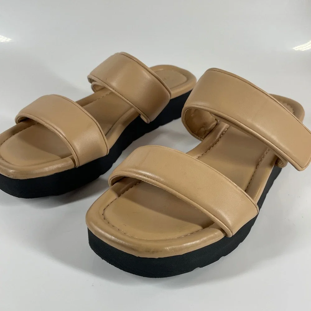 Sz 7.5 Marc Fisher Womens Tan Beige Double Strap Platform Slide Sandals Go to